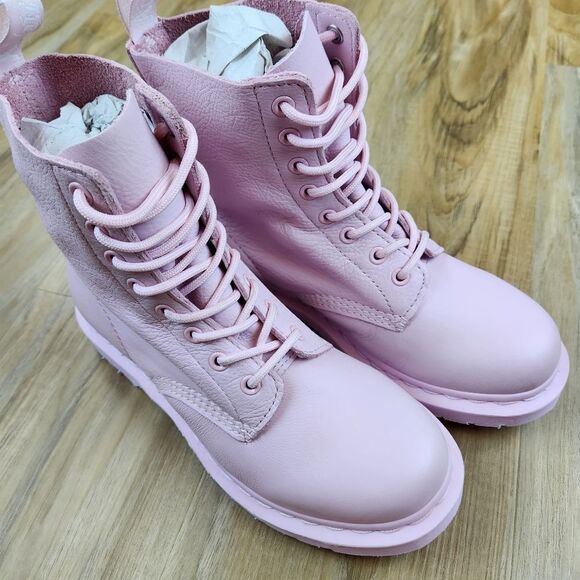 🩵NIB Dr. Martens Chalk Pink Mono Pascal Virginia Leather 1460 Boots Size 8 - Picture 3 of 15